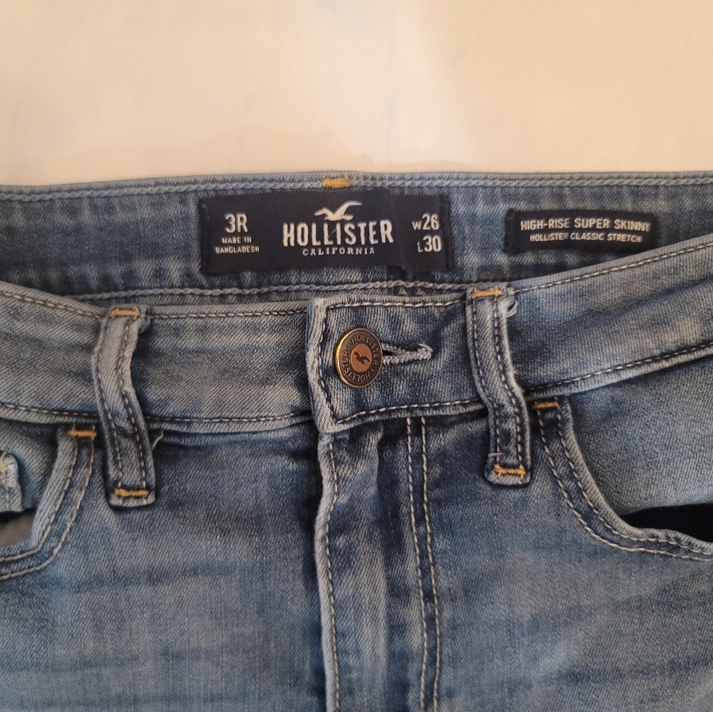 Hollister size 3R Jeans